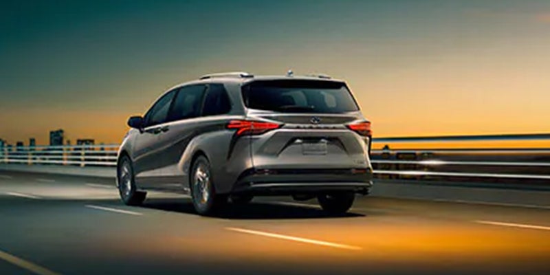 Royal Moore Toyota in Hillsboro OR